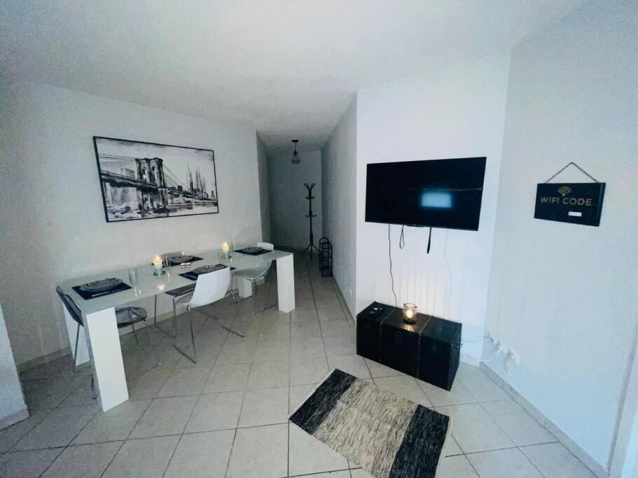 Magnifiquet3 Centre/Gare/Parking Apartment Annemasse Ngoại thất bức ảnh